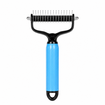 Close-up of comb's fine and wide stainless steel teeth for detangling and grooming